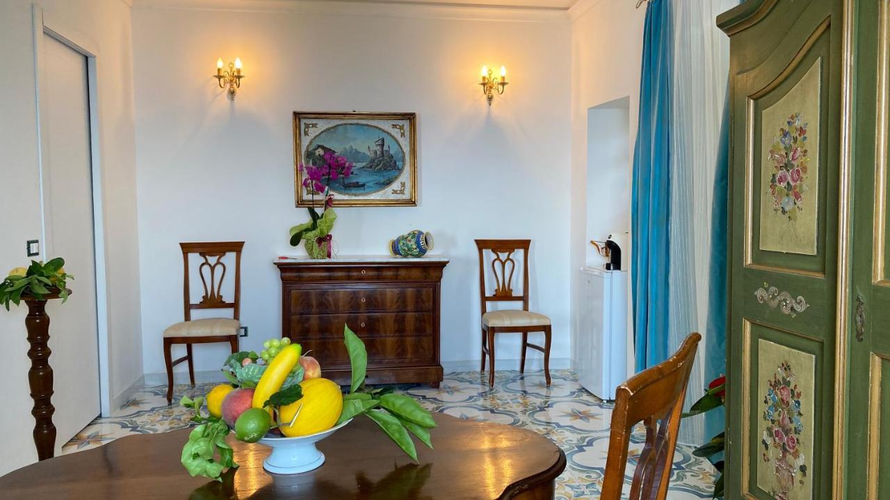 Villa Don Mimi Guarnaschelli La Dependace Taormina Exterior foto