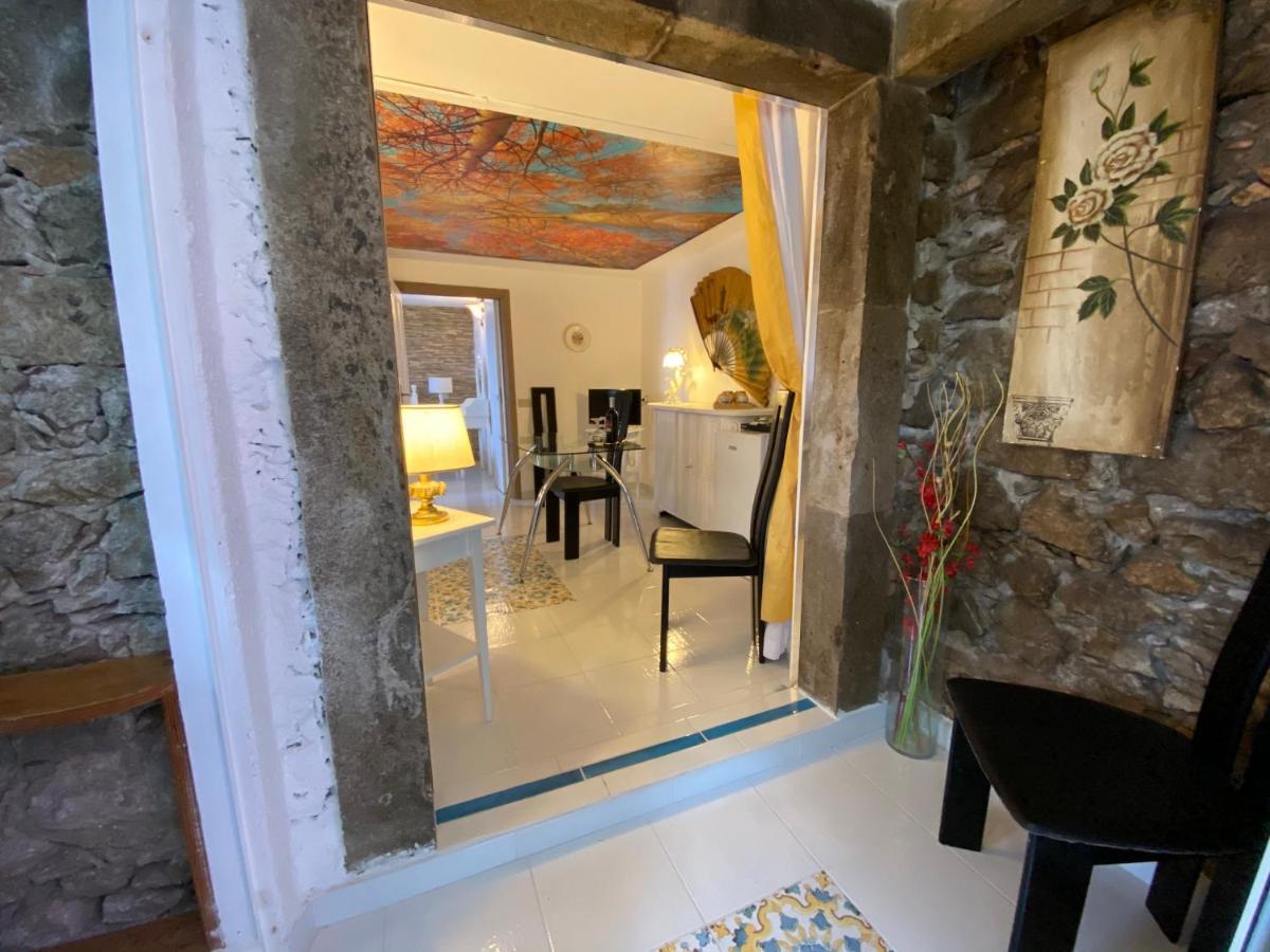 Villa Don Mimi Guarnaschelli La Dependace Taormina Exterior foto